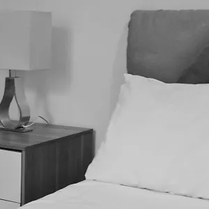https://green-domus.it-tuscanyhotel.com
