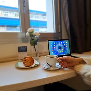 https://balladins-cannes-le-cannet.fr-provencehotel.com