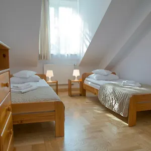 Goscinne Dom Sw. Szymona Homestay