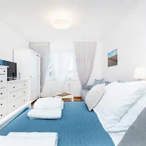 Apartment Feniks 4 By Jantar